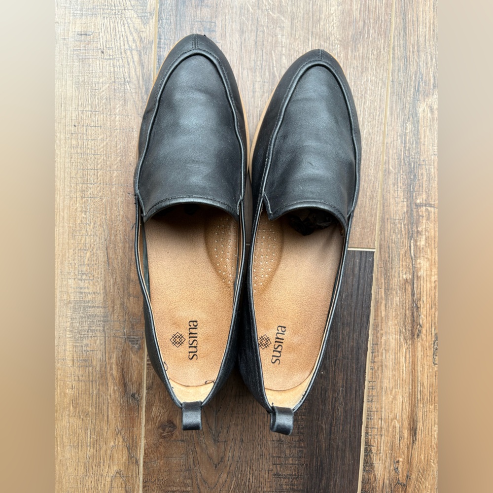 Susina Women’s Black Leather Slip-On Loafers